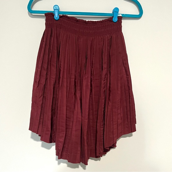 JOIE Maroon Burgundy Pleated Pull On Skirt Size S Fall Winter - Picture 2 of 8
